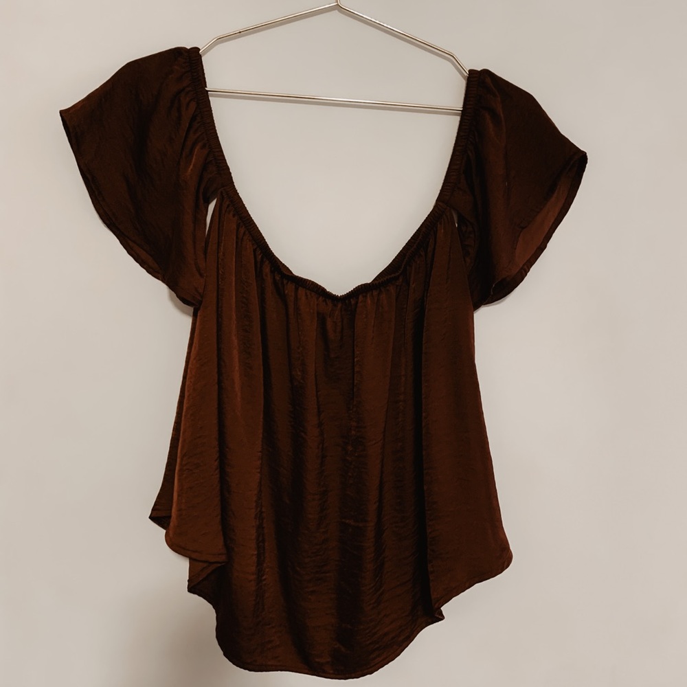 American Eagle off the shoulder top
